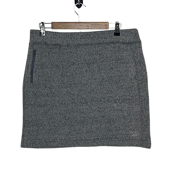 Woolrich Dresses & Skirts - Woolrich Gray Sweater Skirt Sz Large